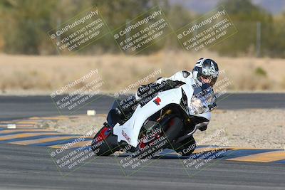 media/Jan-14-2024-SoCal Trackdays (Sun) [[2e55ec21a6]]/Turn 6 (125pm)/